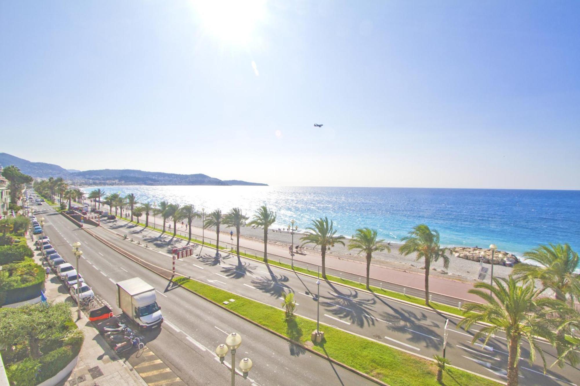 Luxury Sea Front Milord Nizza